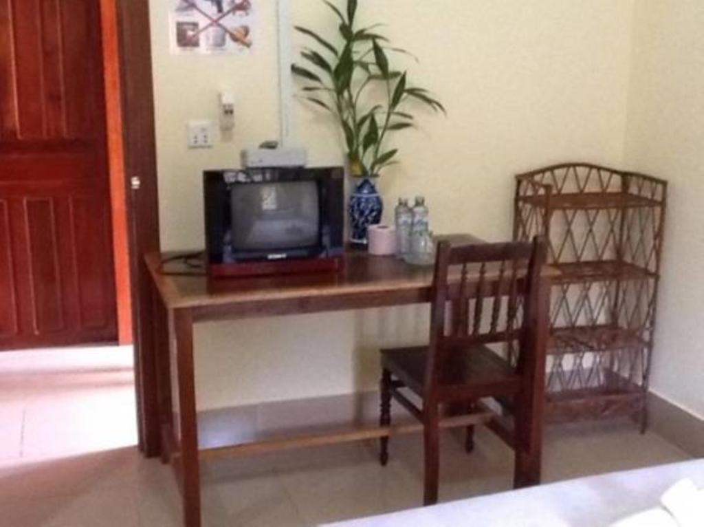 Visal Sak Guesthouse Kep Buitenkant foto
