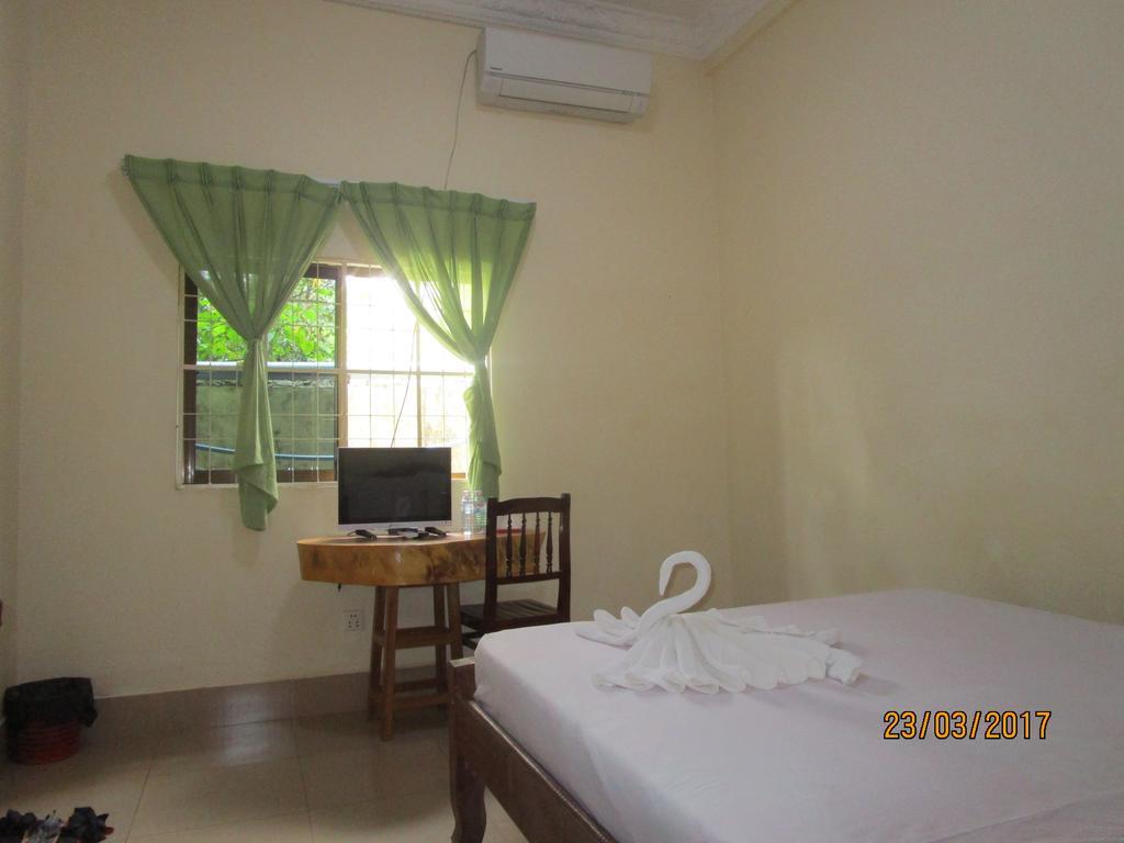 Visal Sak Guesthouse Kep Buitenkant foto