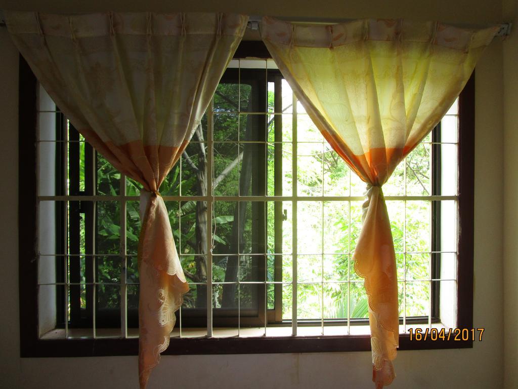 Visal Sak Guesthouse Kep Buitenkant foto