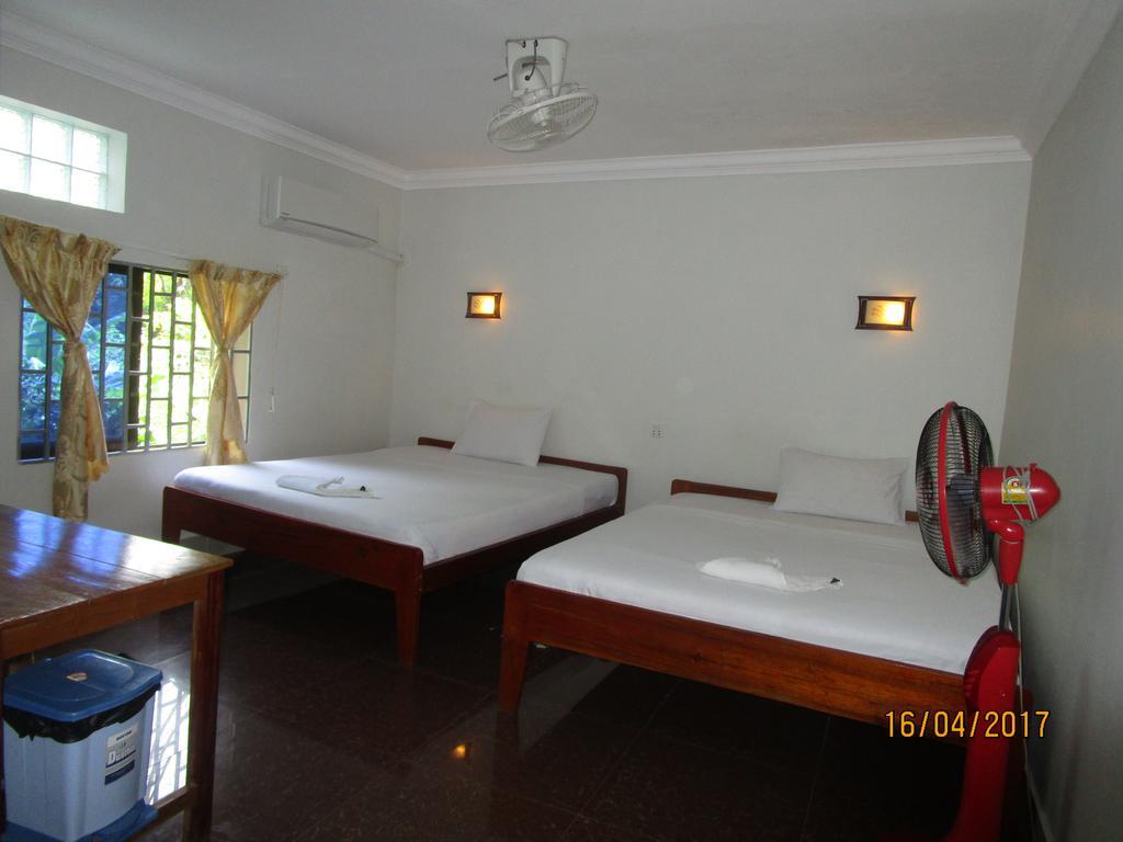 Visal Sak Guesthouse Kep Buitenkant foto