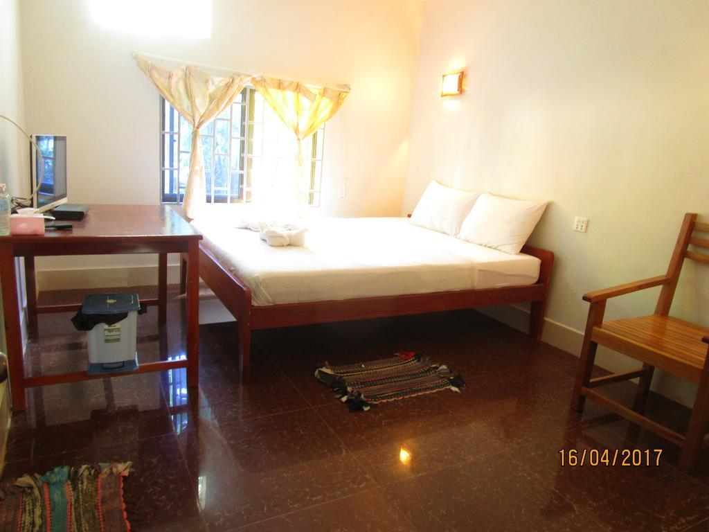Visal Sak Guesthouse Kep Buitenkant foto